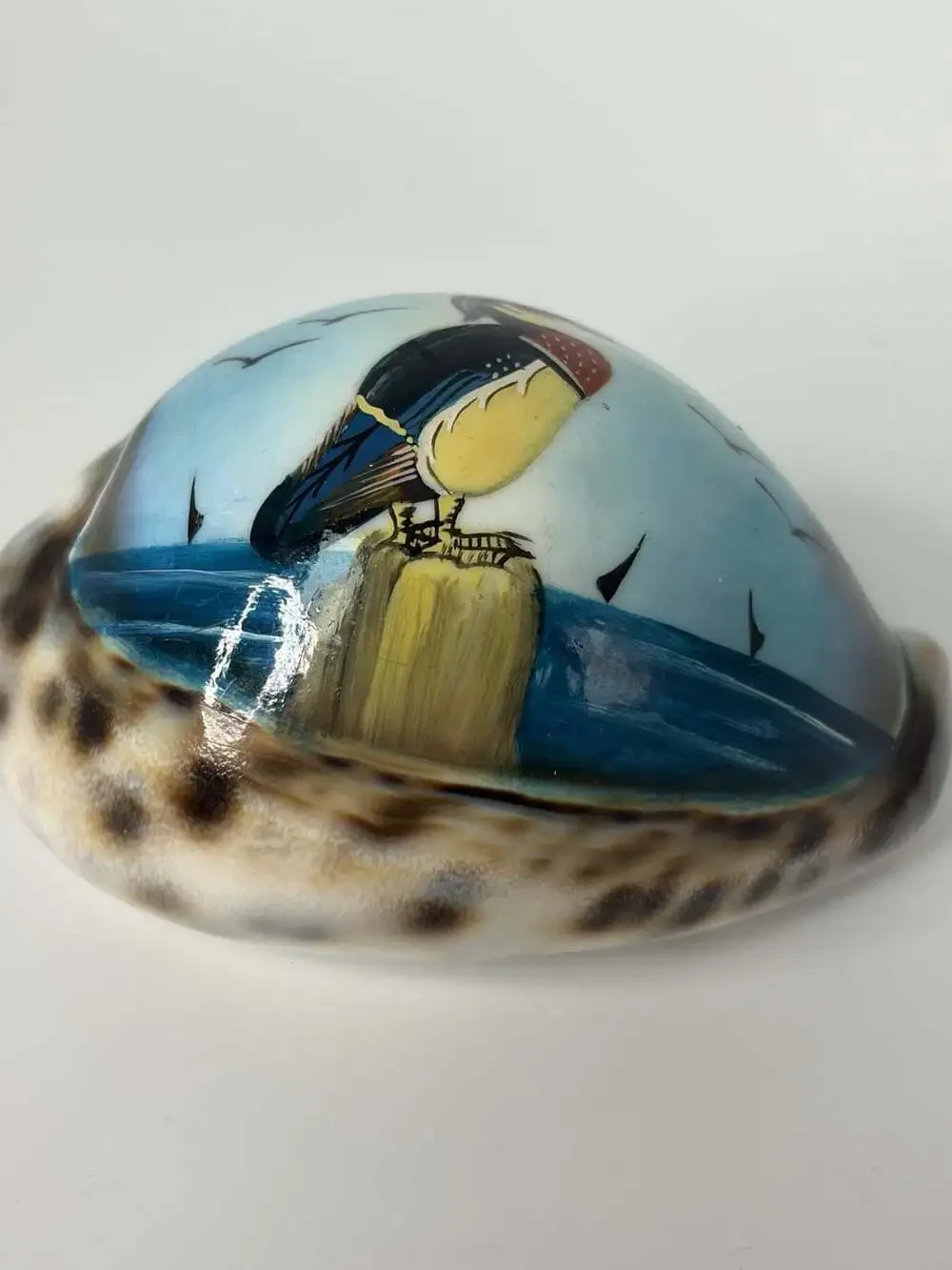 Vintage Hand painted Tiger Cowrie Shell W/ Birds 3”x2”x2”